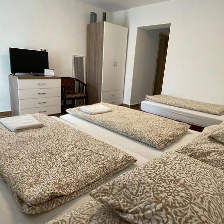 Freedom Apartman Morahalom Exterior photo