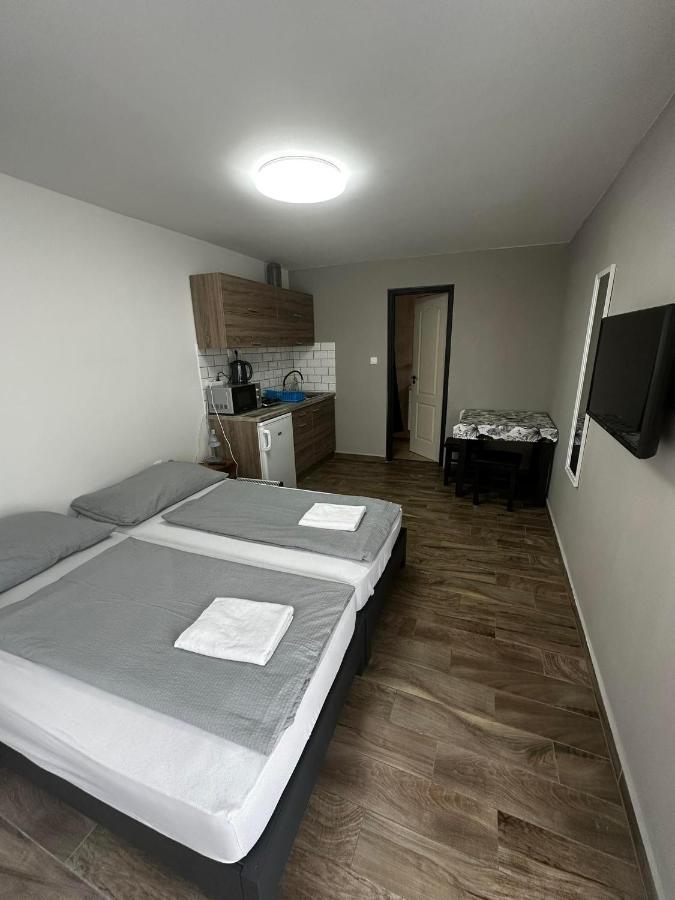 Freedom Apartman Morahalom Exterior photo